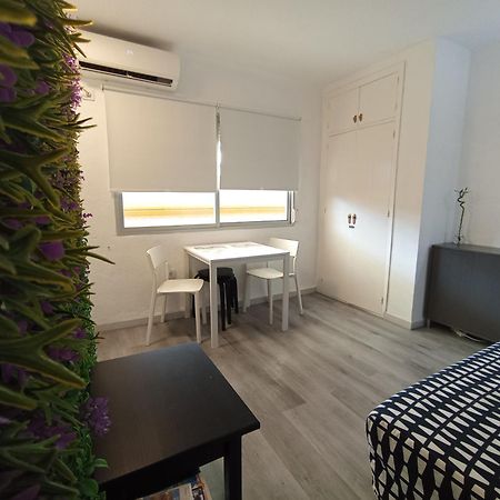 Apartamento Una Habitacion Supercentrico Torremolinos Bagian luar foto