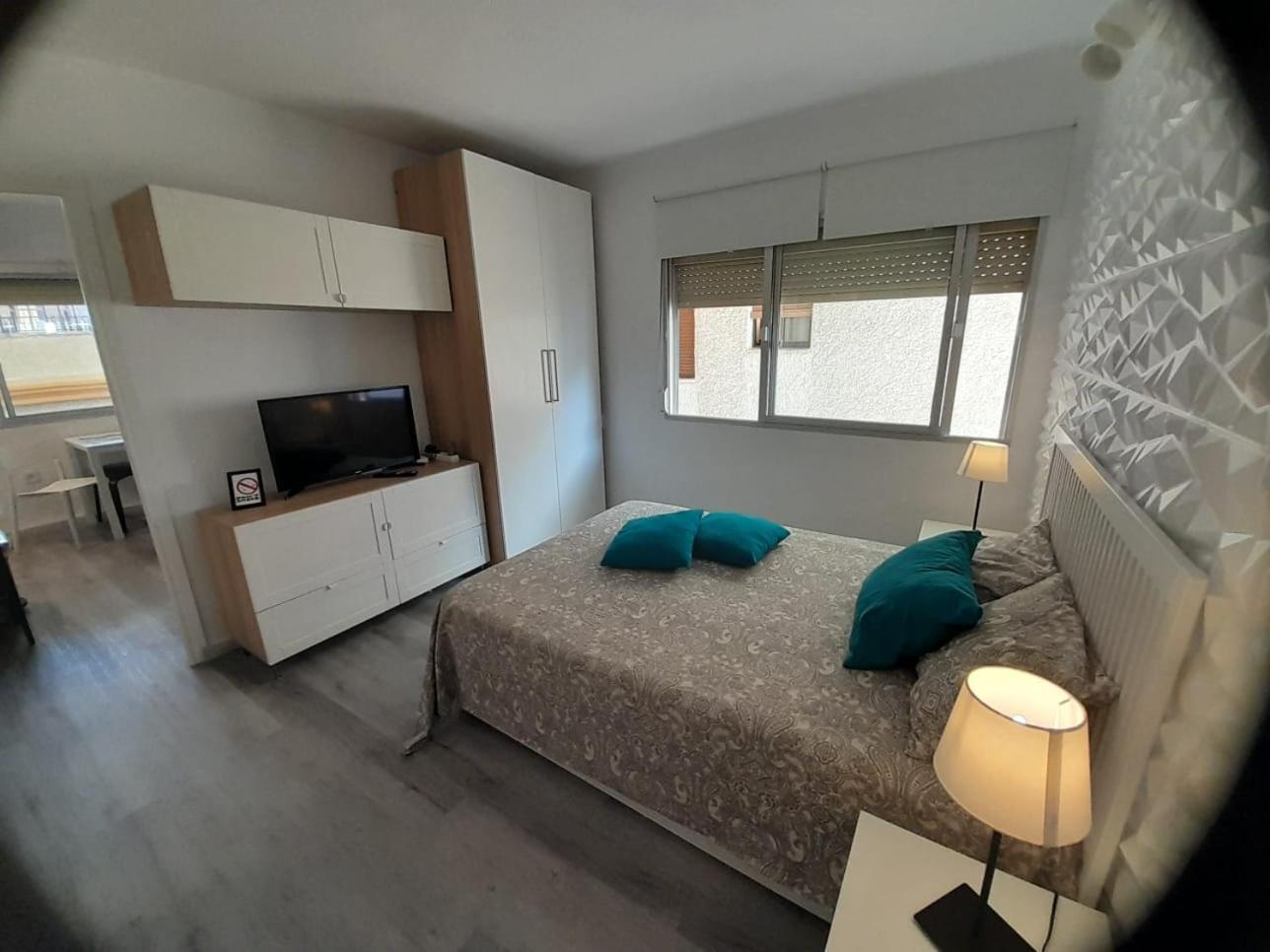 Apartamento Una Habitacion Supercentrico Torremolinos Bagian luar foto